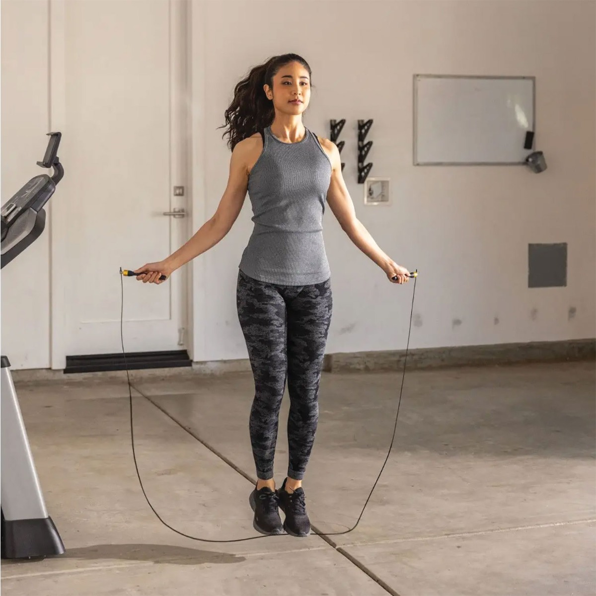 Dây Nhảy Tập Thể Dục Speed Rope Pro SKLZ